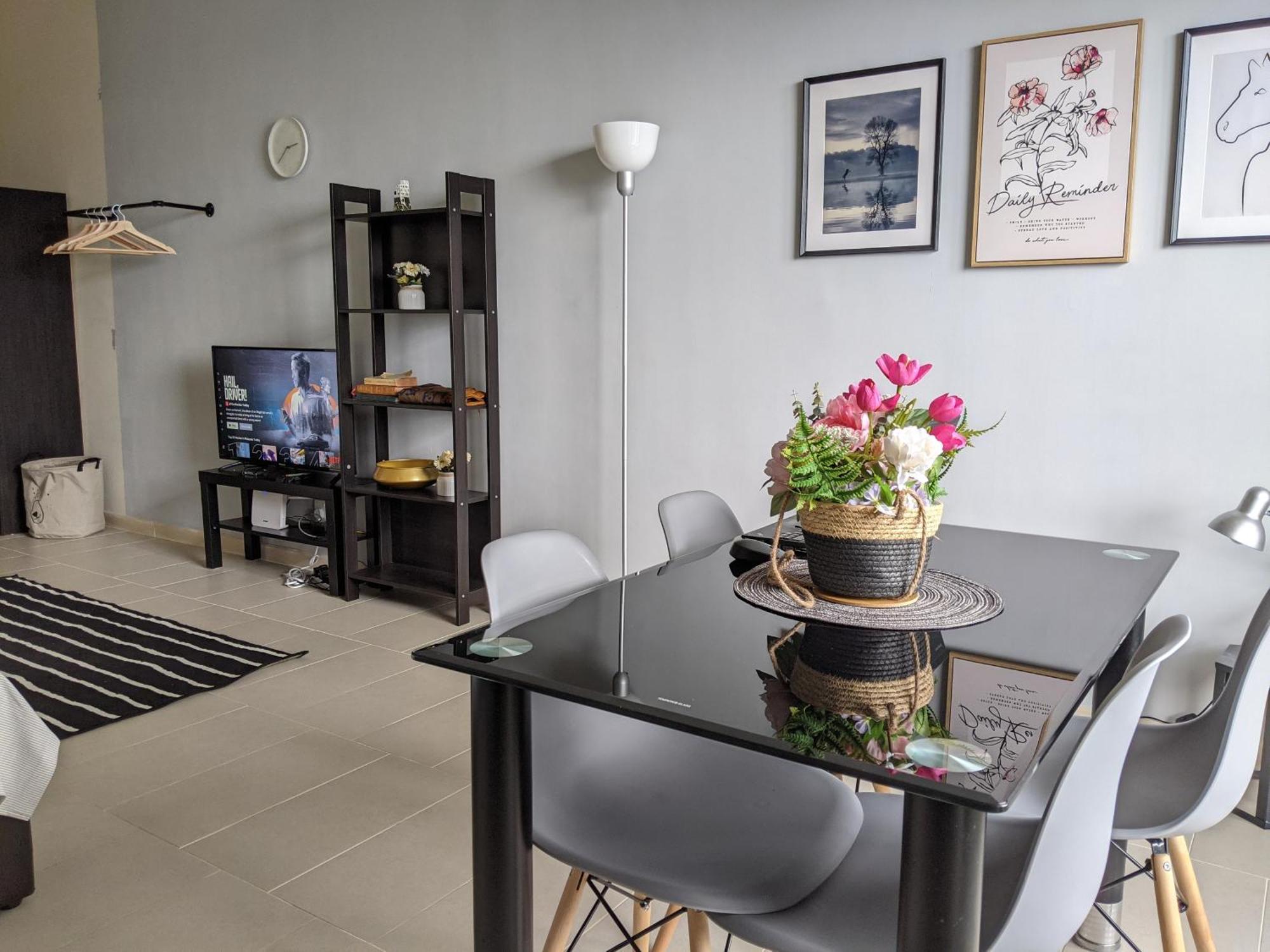 Tamarind Or D'pulze Or Domain Neocyber, Click Selection For Location And Pics Apartment Cyberjaya