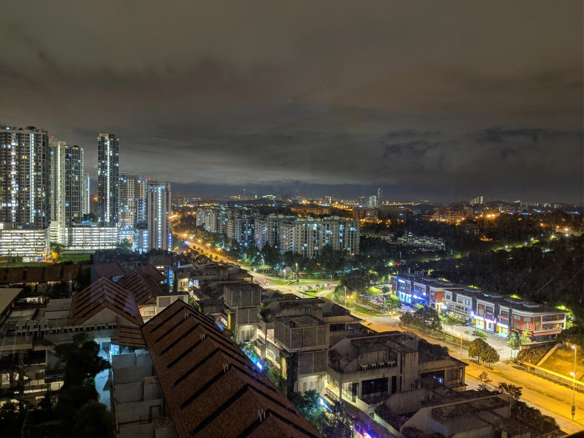 Apartment Tamarind Or D'pulze Or Domain Neocyber, Click Selection For Location And Pics *