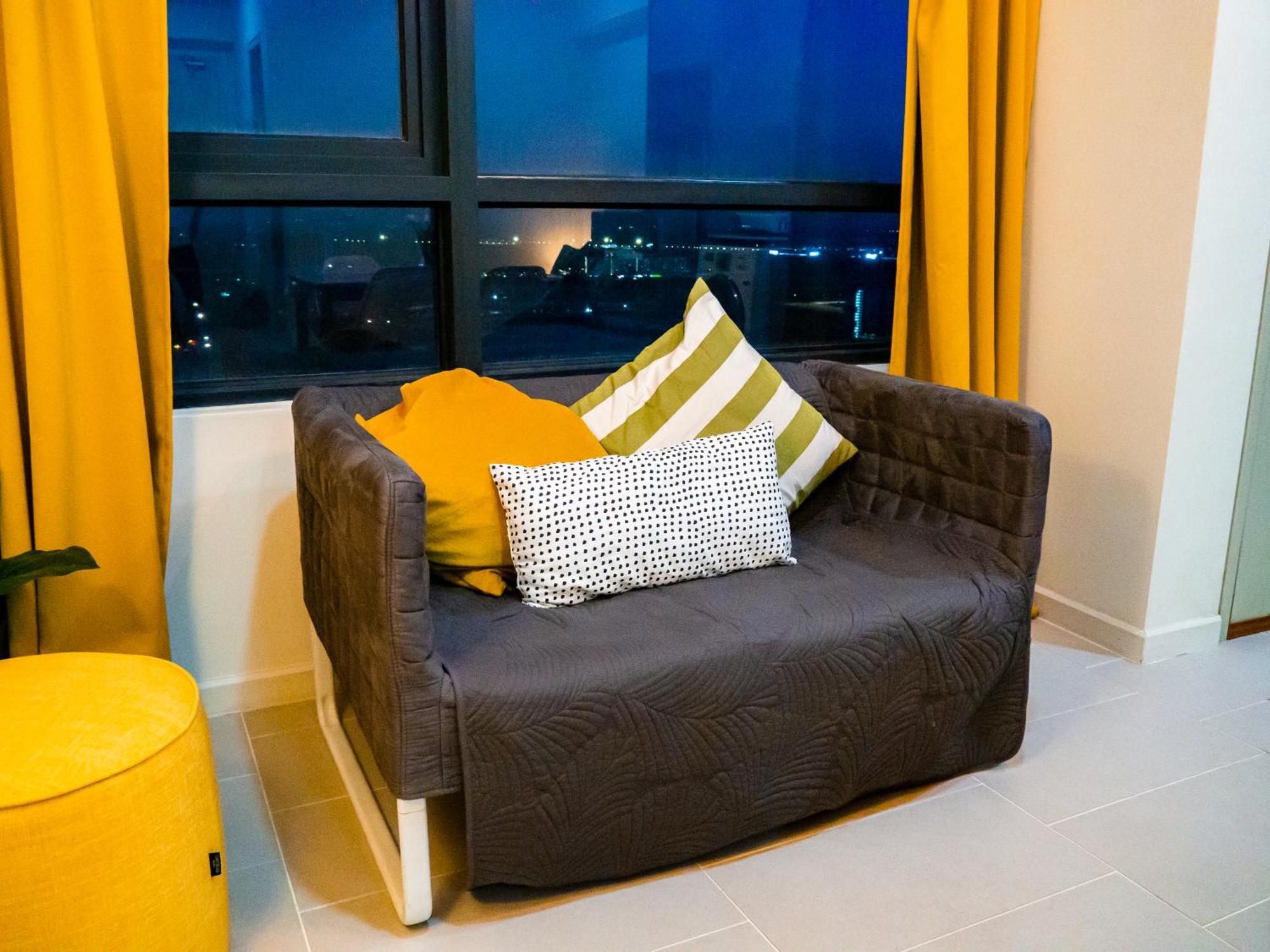 Apartment Tamarind Or D'pulze Or Domain Neocyber, Click Selection For Location And Pics Cyberjaya