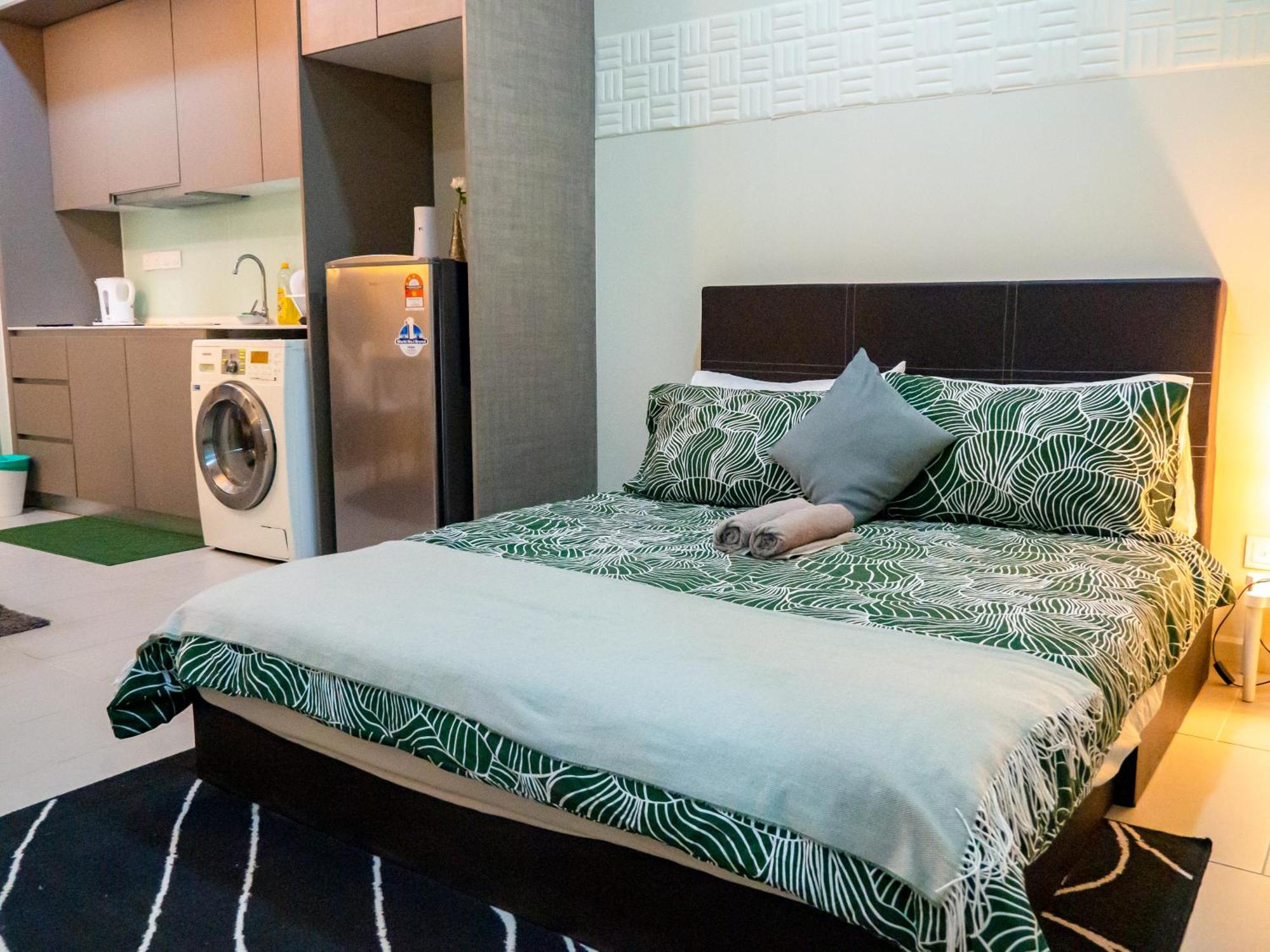 Apartment Tamarind Or D'pulze Or Domain Neocyber, Click Selection For Location And Pics Cyberjaya