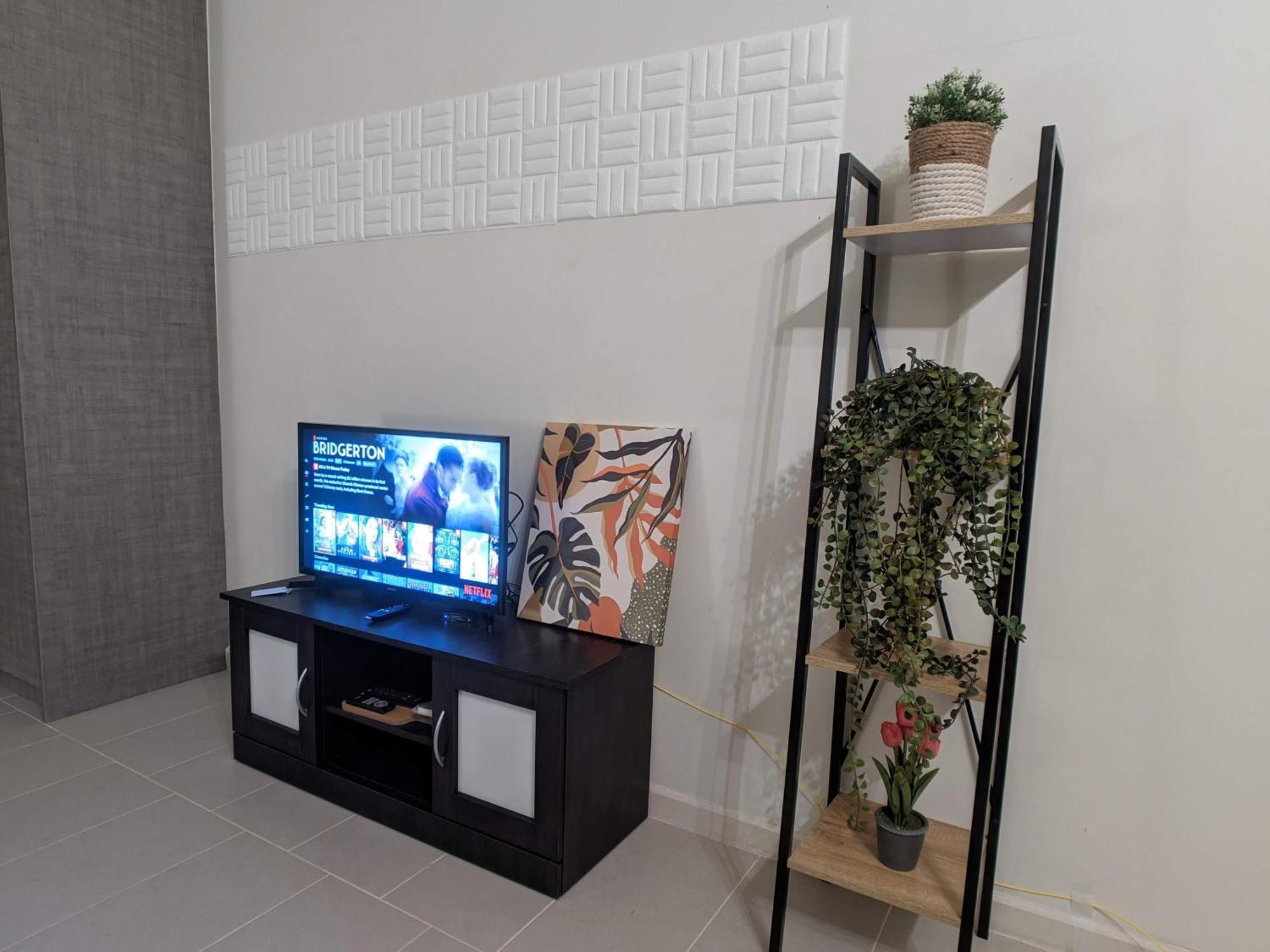 Tamarind Or D'pulze Or Domain Neocyber, Click Selection For Location And Pics * Cyberjaya
