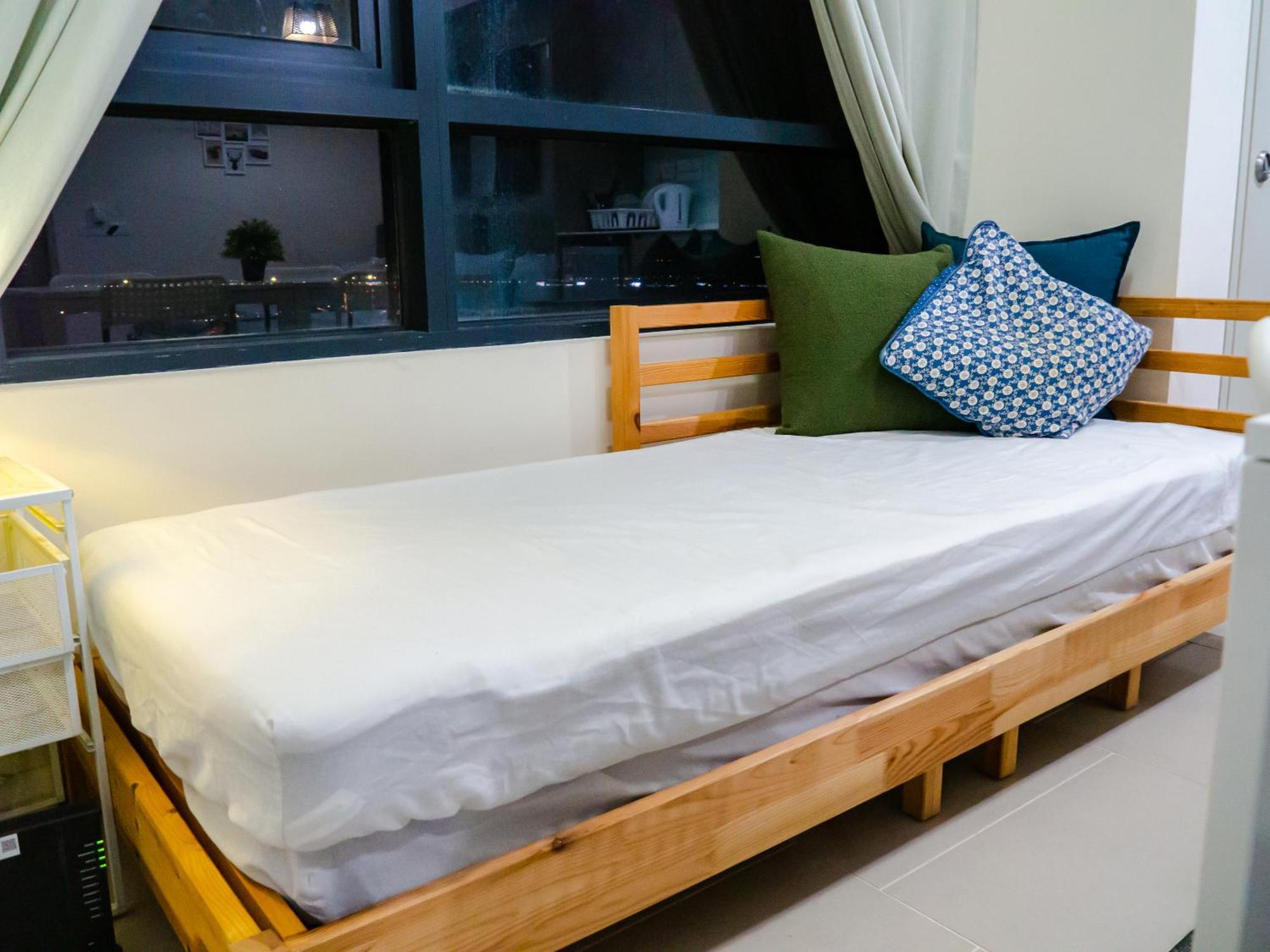 Apartment Tamarind Or D'pulze Or Domain Neocyber, Click Selection For Location And Pics