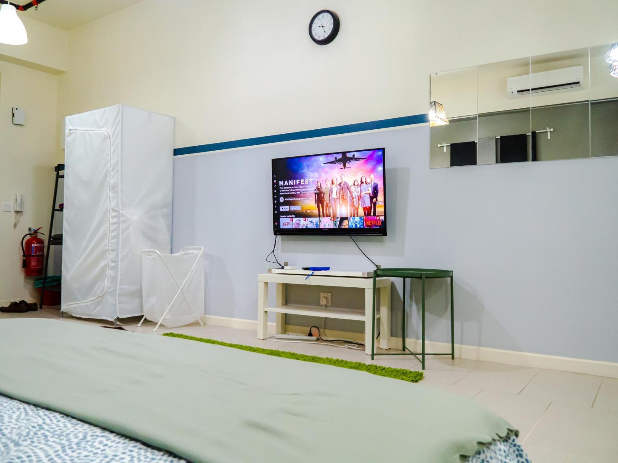 Apartment Tamarind Or D'pulze Or Domain Neocyber, Click Selection For Location And Pics