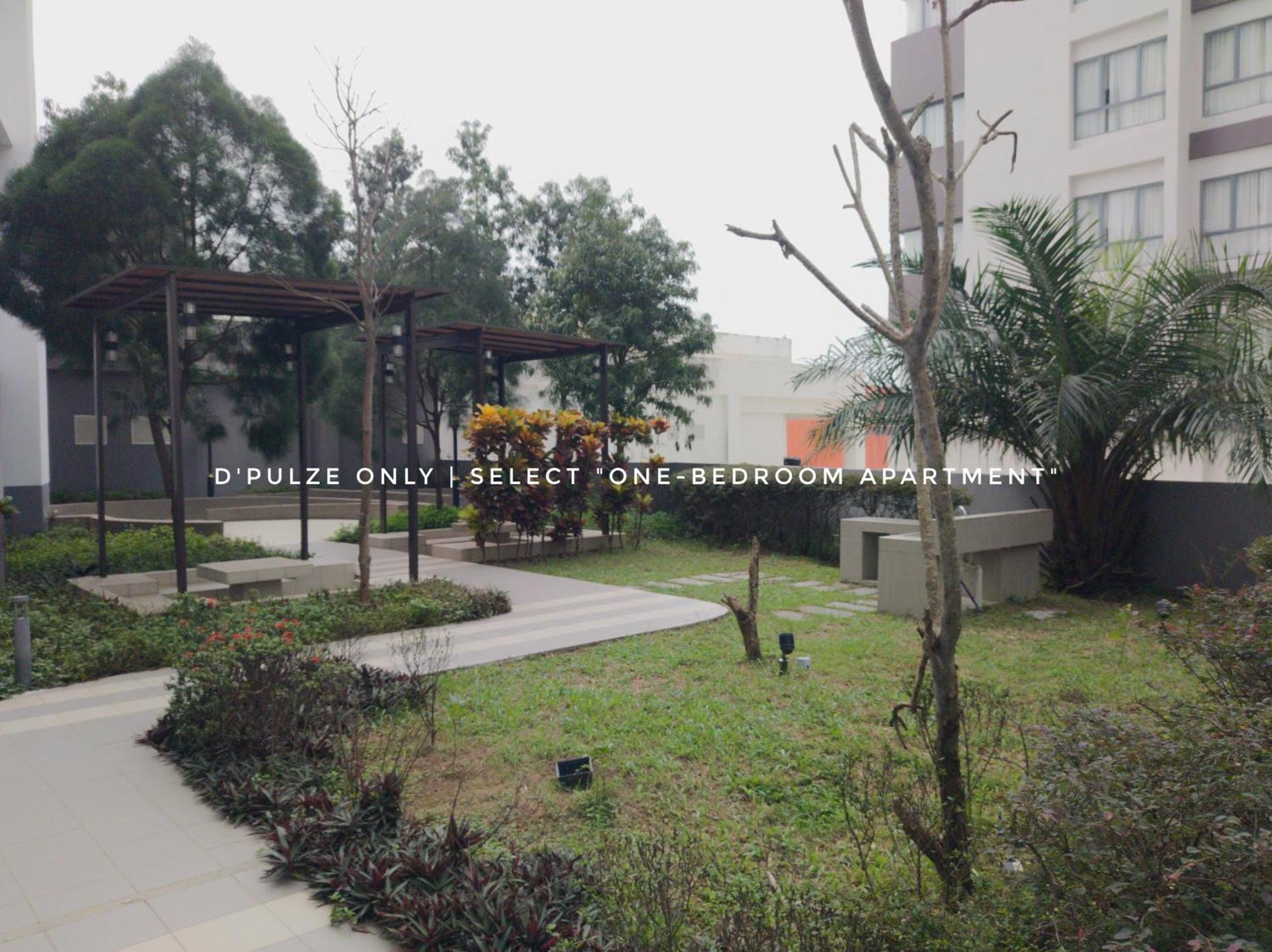 Tamarind Or D'pulze Or Domain Neocyber, Click Selection For Location And Pics *